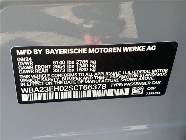 Used 2025 BMW 740i w/ Premium Package RWD image 24