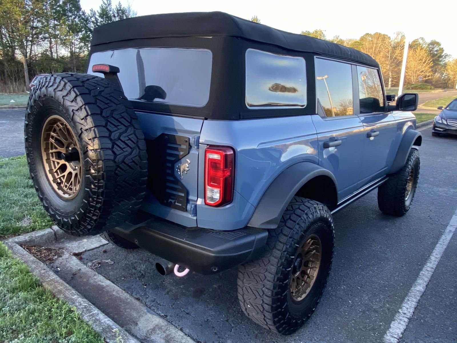 Used 2023 Ford Bronco Black Diamond image 8