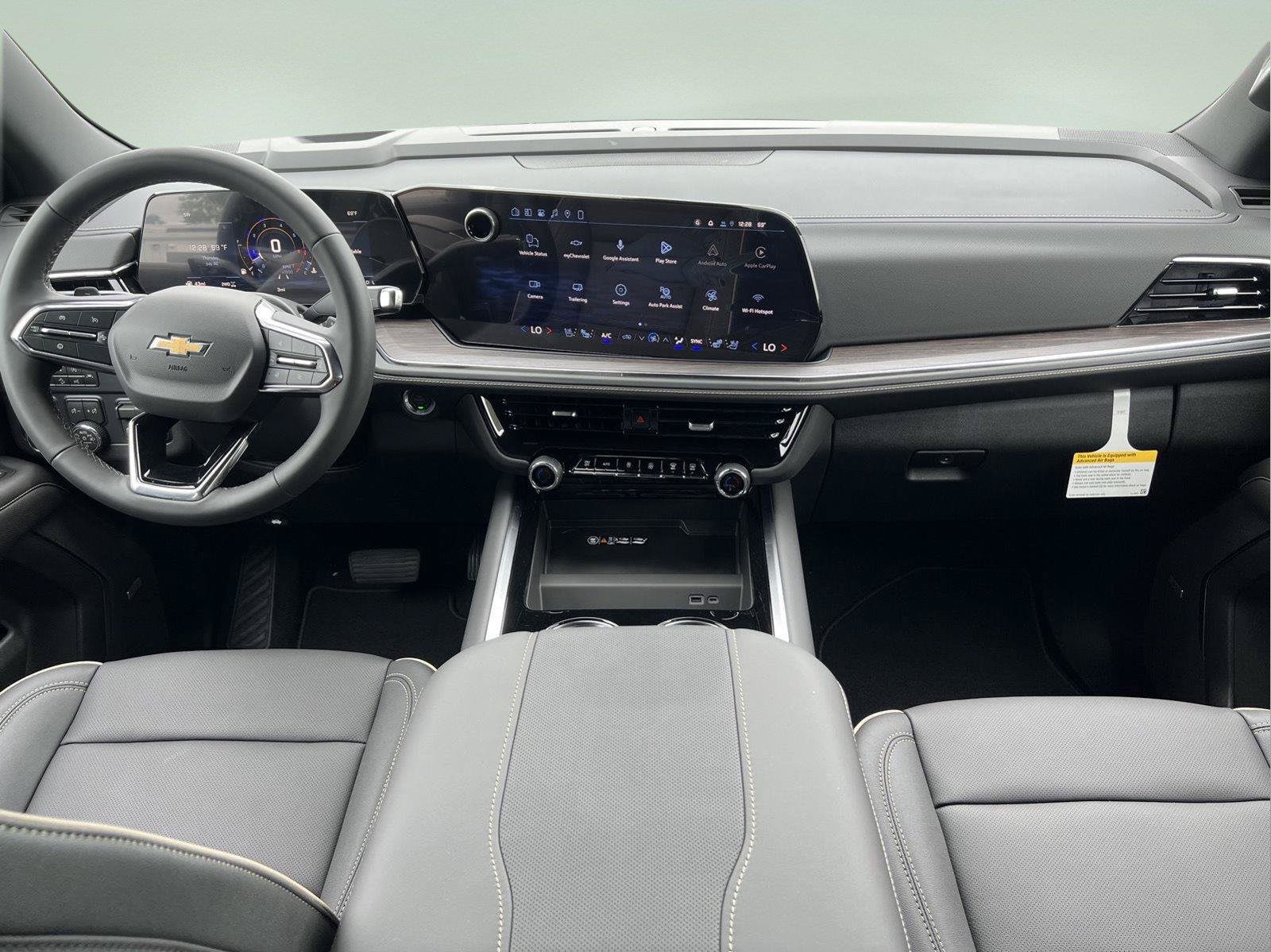 New 2026 Chevrolet Tahoe Premier w/ Sun And Tow Package AWD/4WD image 17