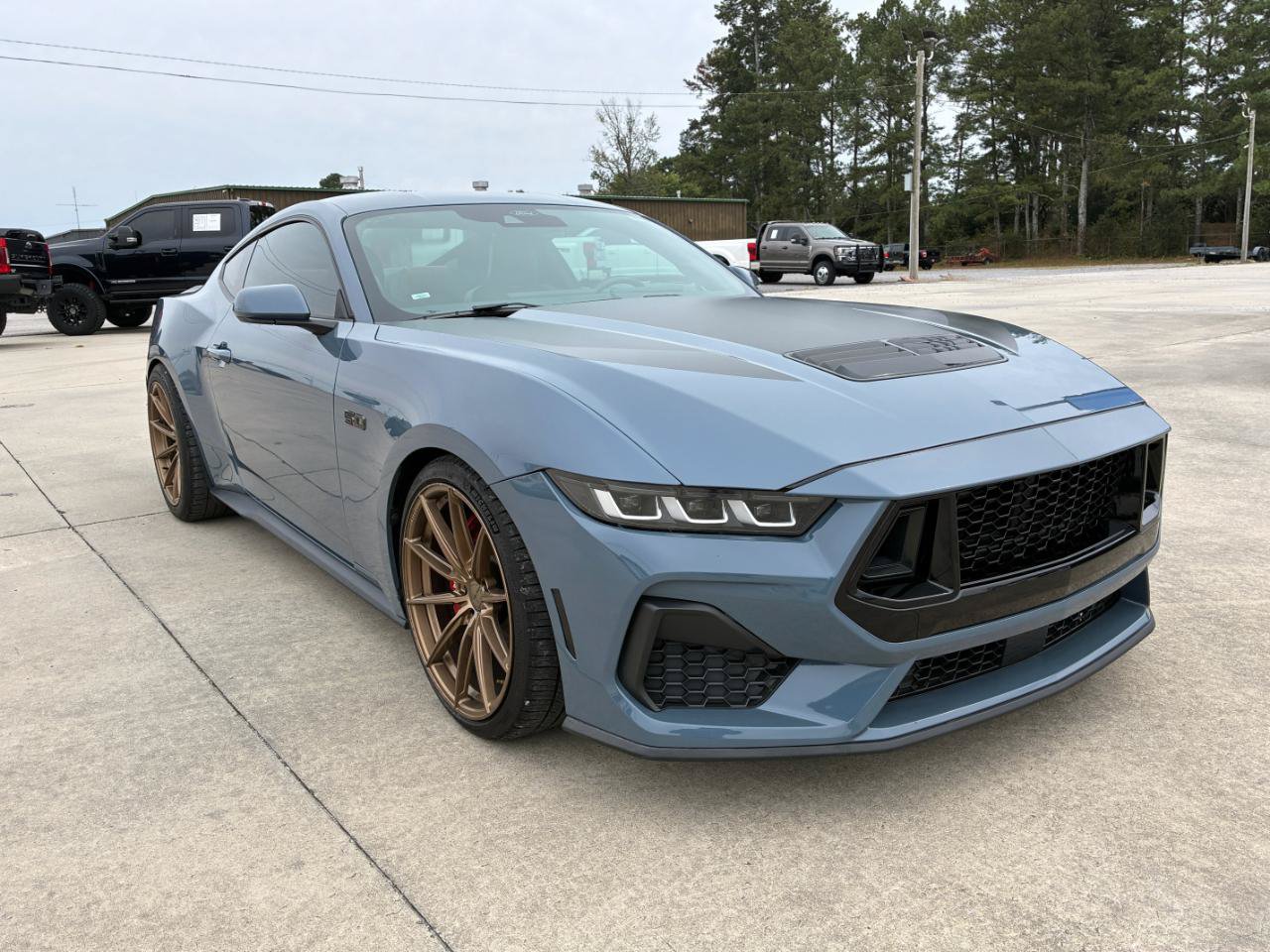 Used 2024 Ford Mustang GT RWD image 4