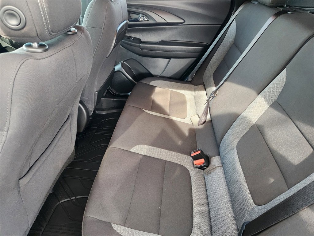 Used 2025 Chevrolet TrailBlazer ACTIV w/ Convenience Package image 28
