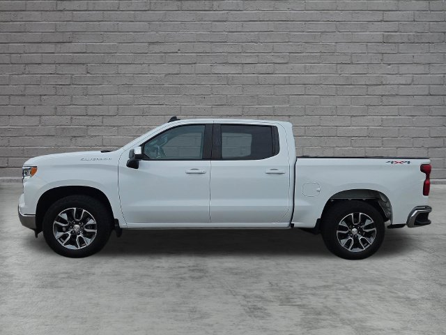 Used 2024 Chevrolet Silverado 1500 LT AWD/4WD image 2