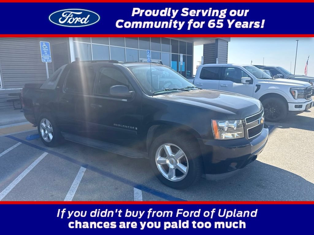 Used 2007 Chevrolet Avalanche LTZ w/ LTZ Preferred Equipment Group RWD image 1