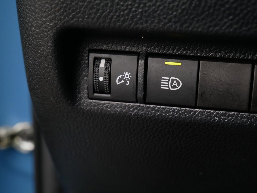 Certified 2023 Toyota RAV4 XSE AWD/4WD image 28