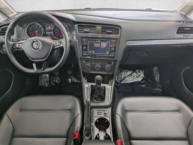 Used 2020 Volkswagen Golf 4-Door image 17