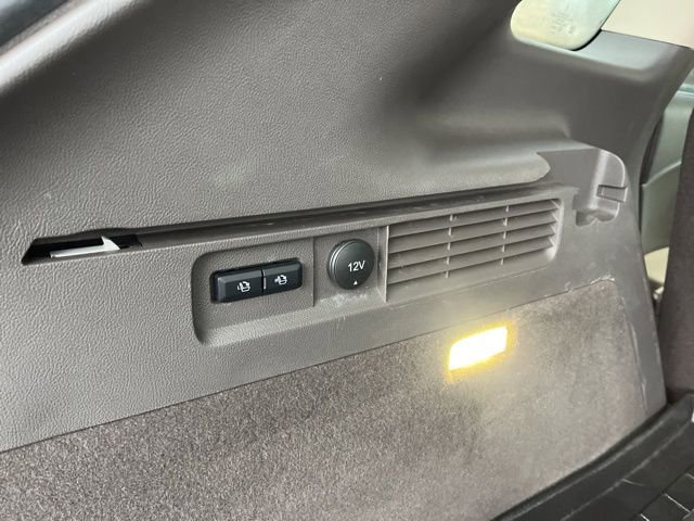 Used 2023 Lincoln Nautilus Reserve image 40