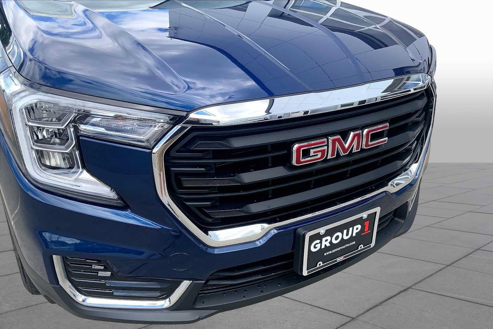 Used 2022 GMC Terrain SLE w/ Driver Convenience Package AWD/4WD image 31