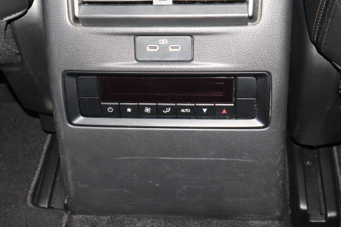 Used 2024 MAZDA CX-90 3.3 Turbo w/ Preferred Plus image 22