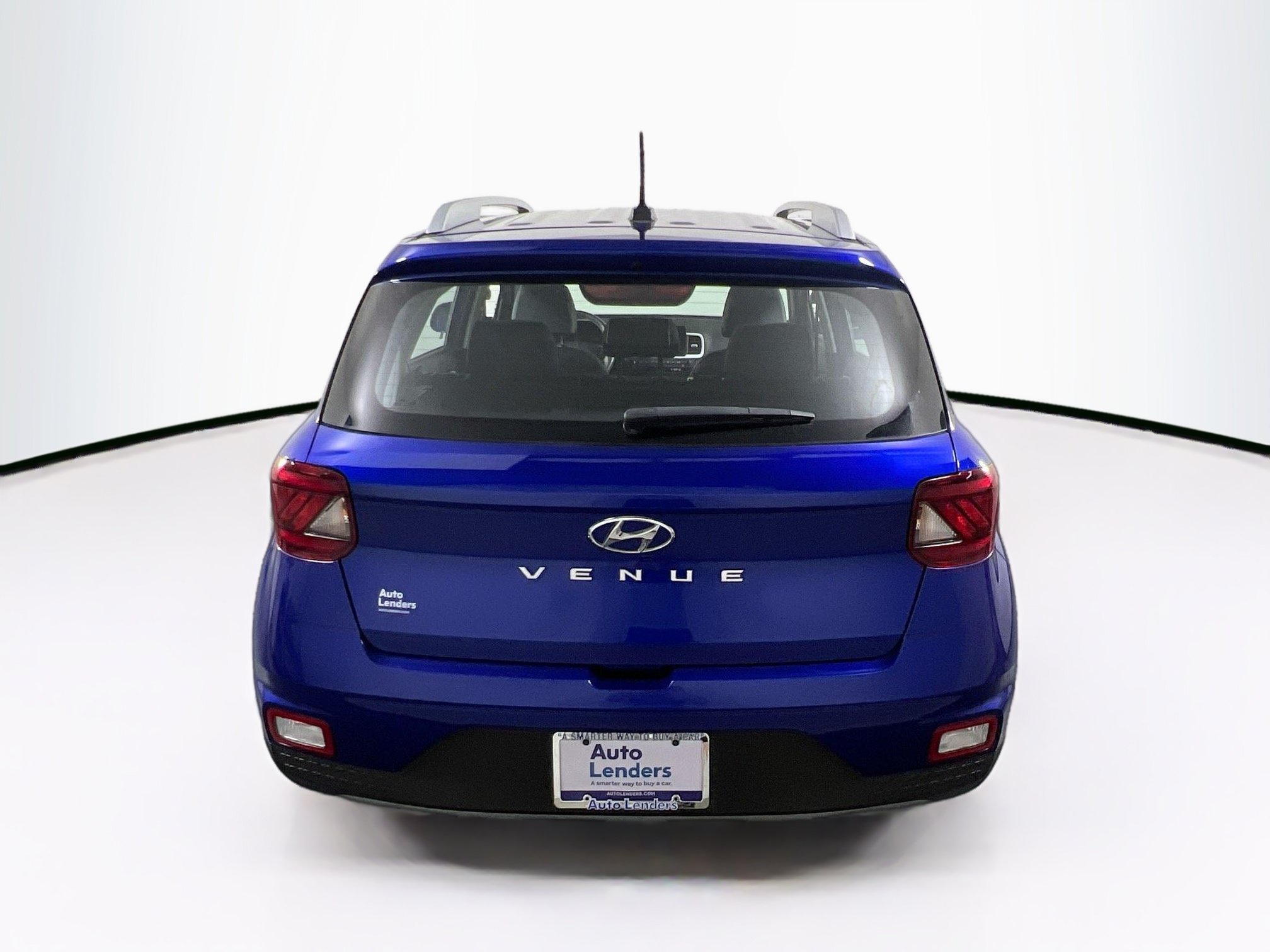 Used 2023 Hyundai Venue Limited w/ Cargo Package FWD image 6