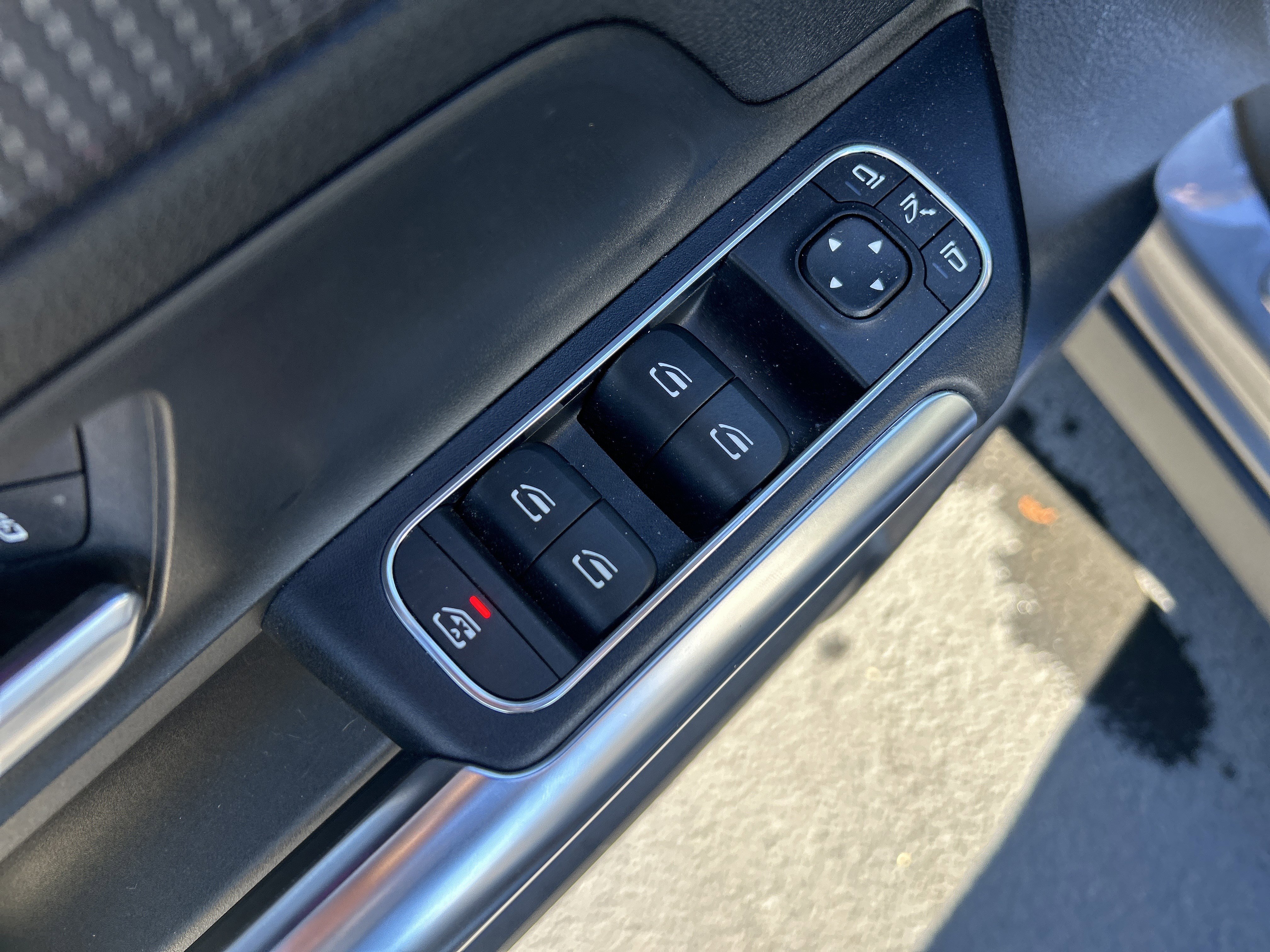 Certified 2021 Mercedes-Benz GLA 250 4MATIC image 15