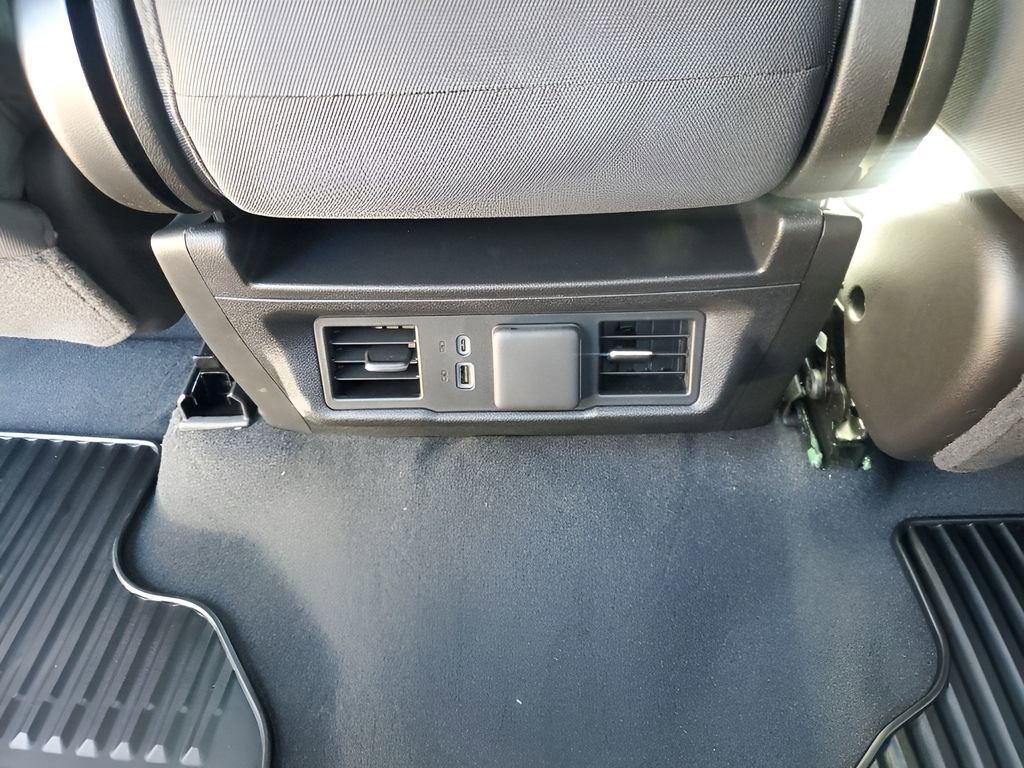 Used 2026 GMC Sierra 1500 Elevation image 19