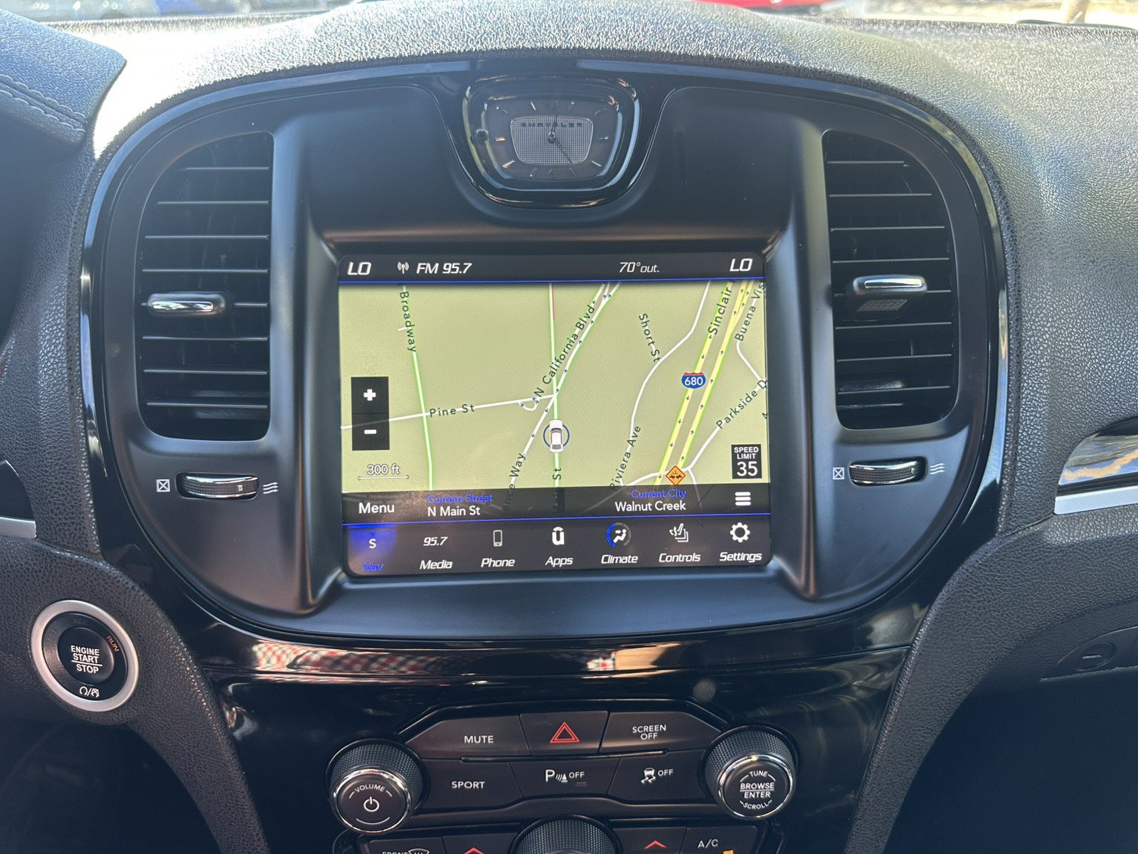 Used 2022 Chrysler 300 S image 25