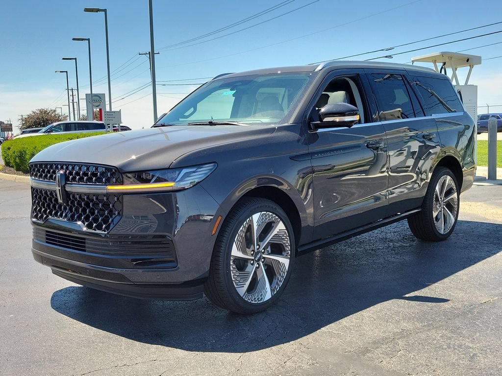 New 2026 Lincoln Navigator Black Label AWD/4WD image 8