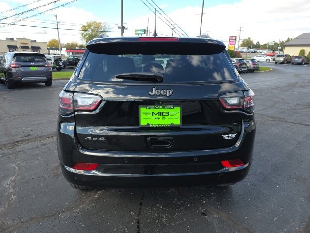 Used 2024 Jeep Compass Limited w/ High Altitude Package image 5