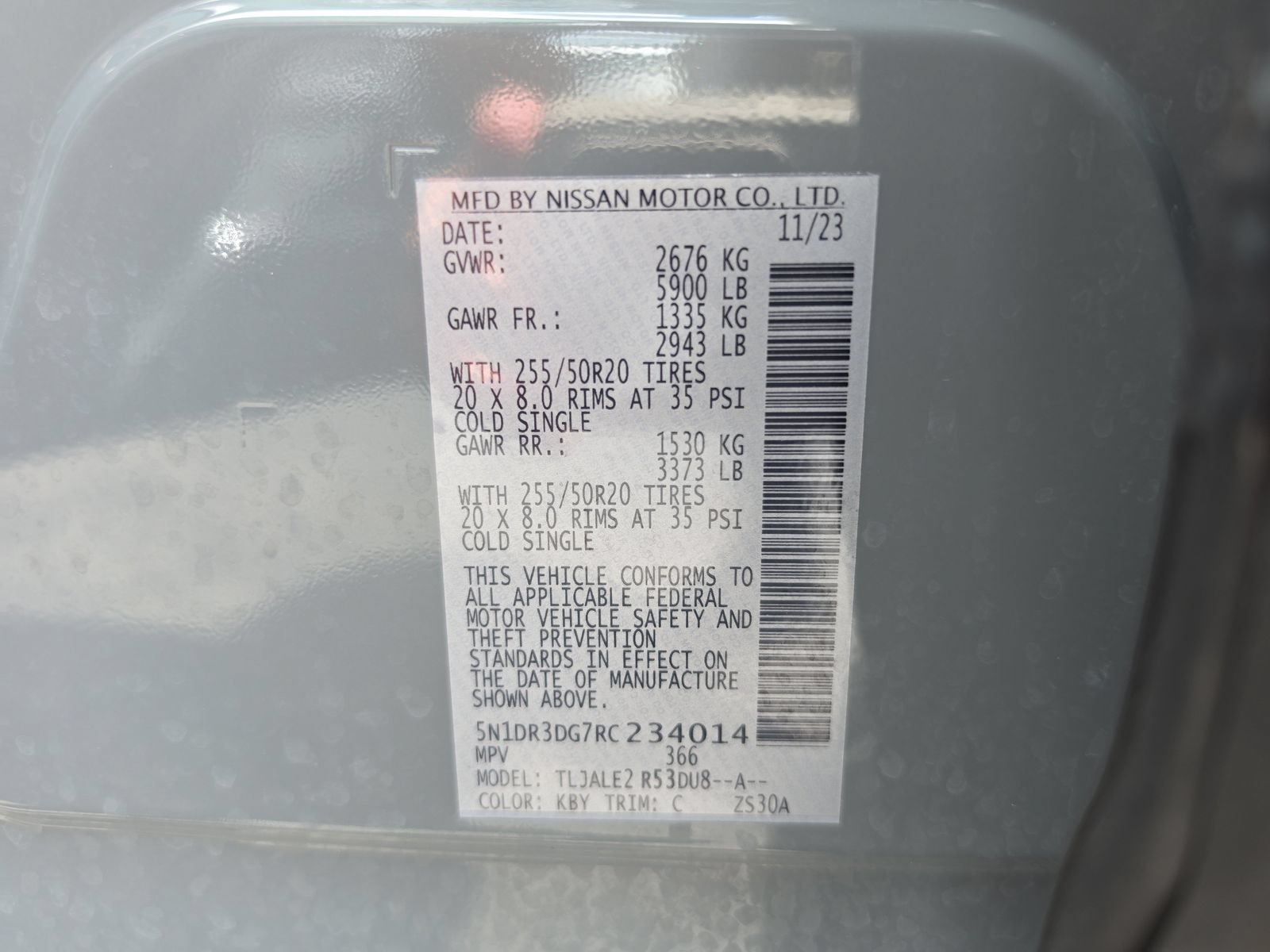 Used 2024 Nissan Pathfinder Platinum w/ Cargo Package FWD image 32