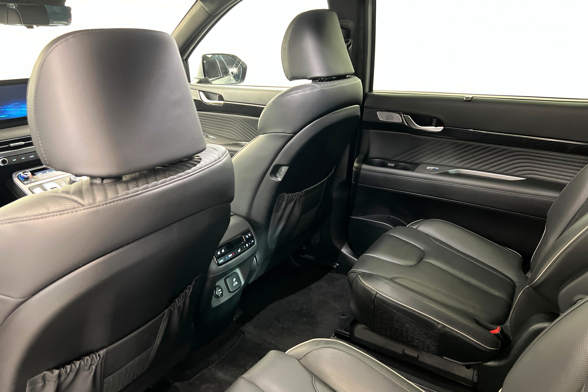 Used 2024 Hyundai Palisade Calligraphy AWD/4WD image 21