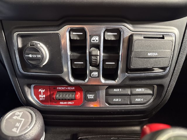 Used 2020 Jeep Wrangler Unlimited Rubicon AWD/4WD image 35