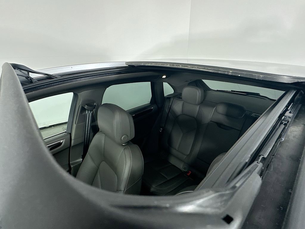 New 2026 Porsche Macan Turbo AWD/4WD image 14