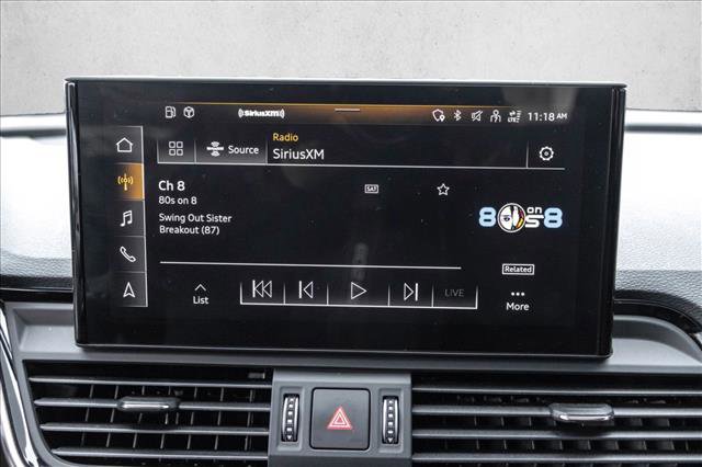 Used 2023 Audi Q5 e Premium Plus w/ Premium Plus Package image 16