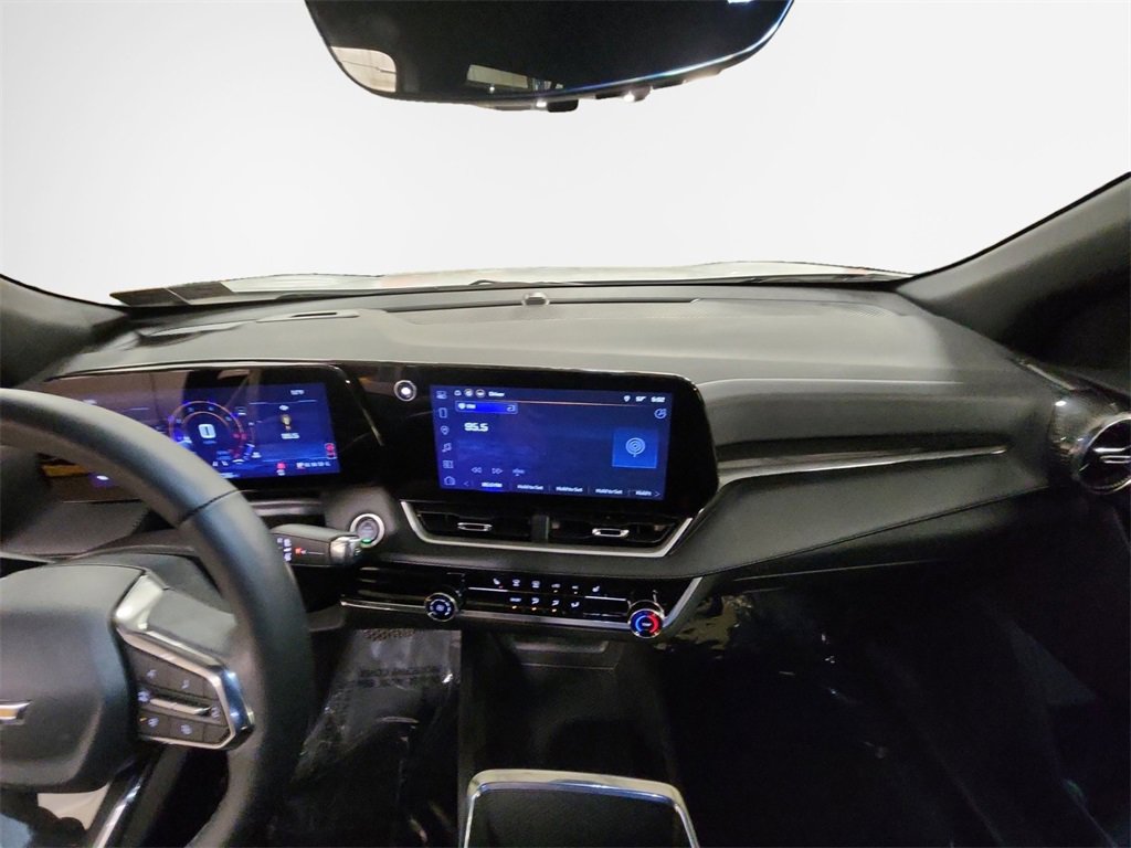 Certified 2025 Chevrolet Equinox LT w/ Safety and Technology Package image 22