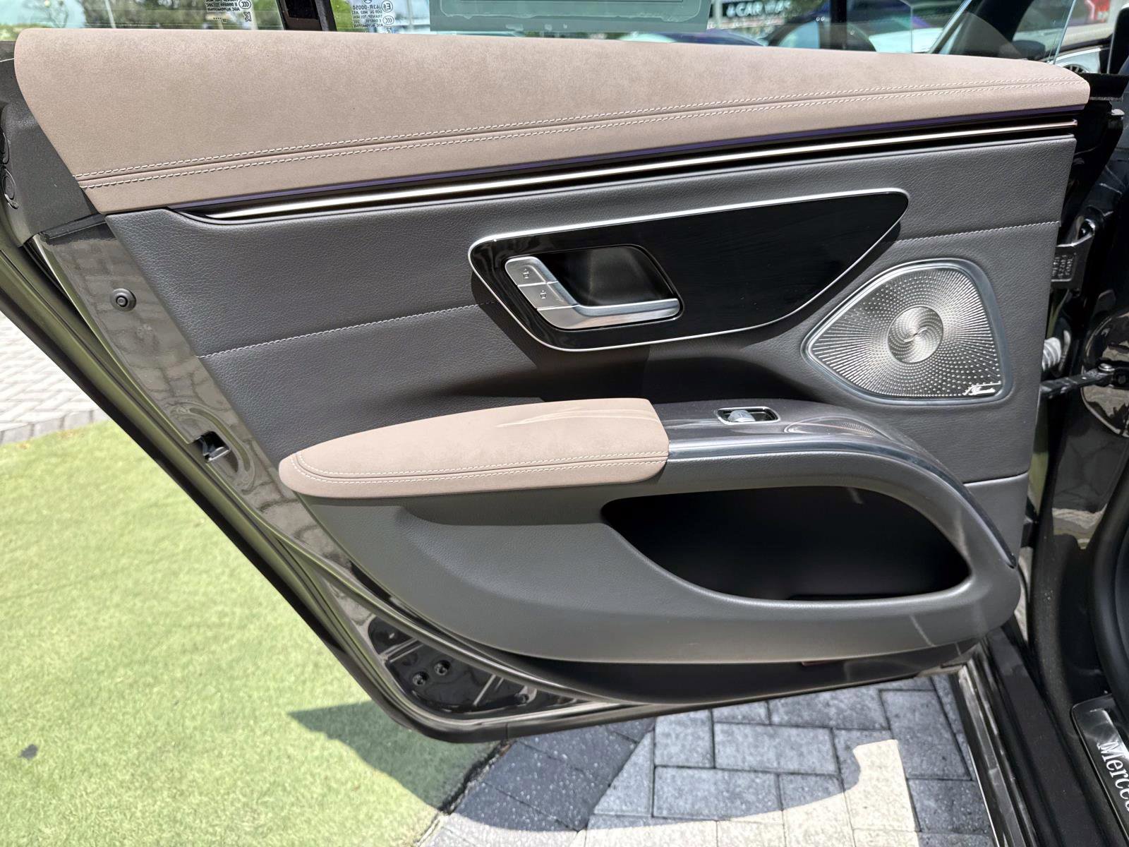 Used 2023 Mercedes-Benz EQS 450+ 4MATIC Sedan image 11
