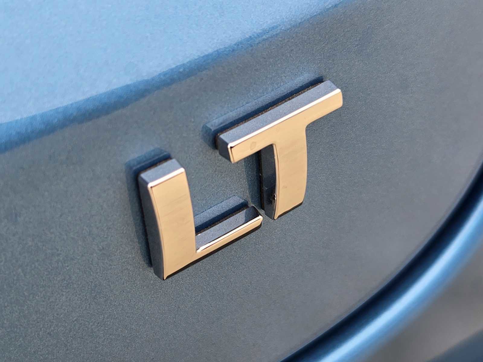 New 2025 Chevrolet Trax LT w/ Driver Confidence Package image 8