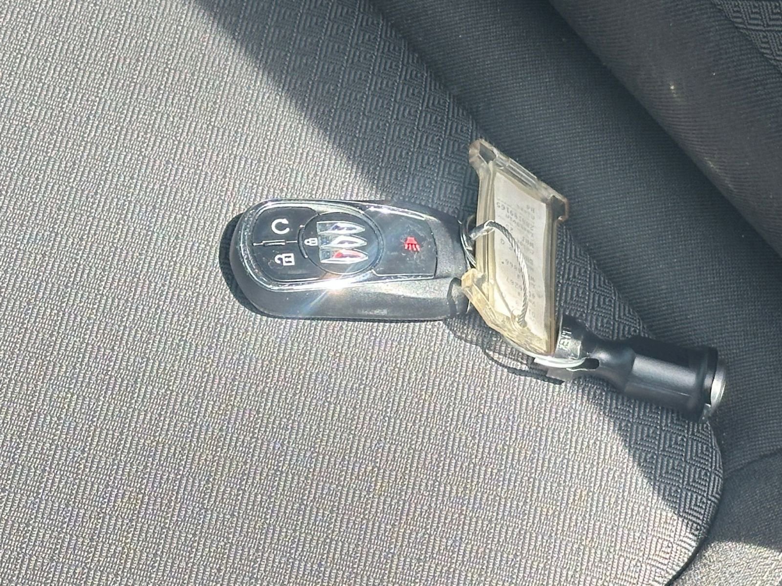 Used 2025 Buick Encore GX Preferred image 21