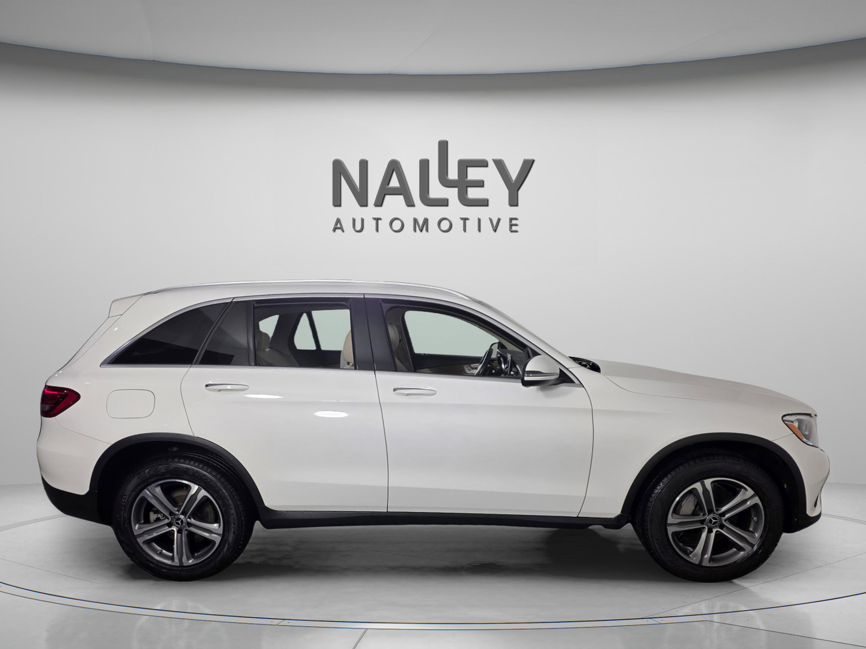 Used 2017 Mercedes-Benz GLC 300 image 6