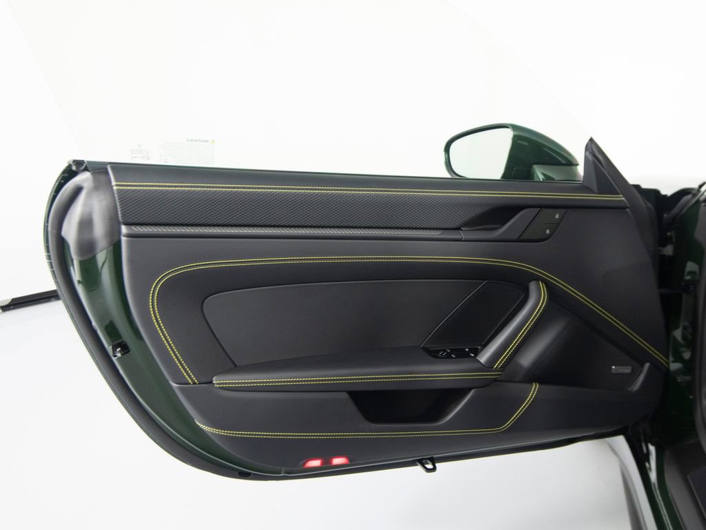 Certified 2025 Porsche 911 GT3 RWD image 16