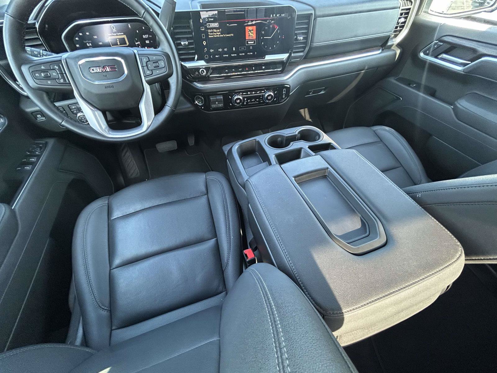 Used 2026 GMC Sierra 1500 SLT AWD/4WD image 16