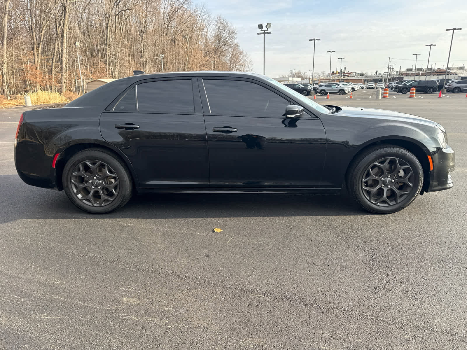 Used 2023 Chrysler 300 Touring L w/ Popular Equipment Group image 7