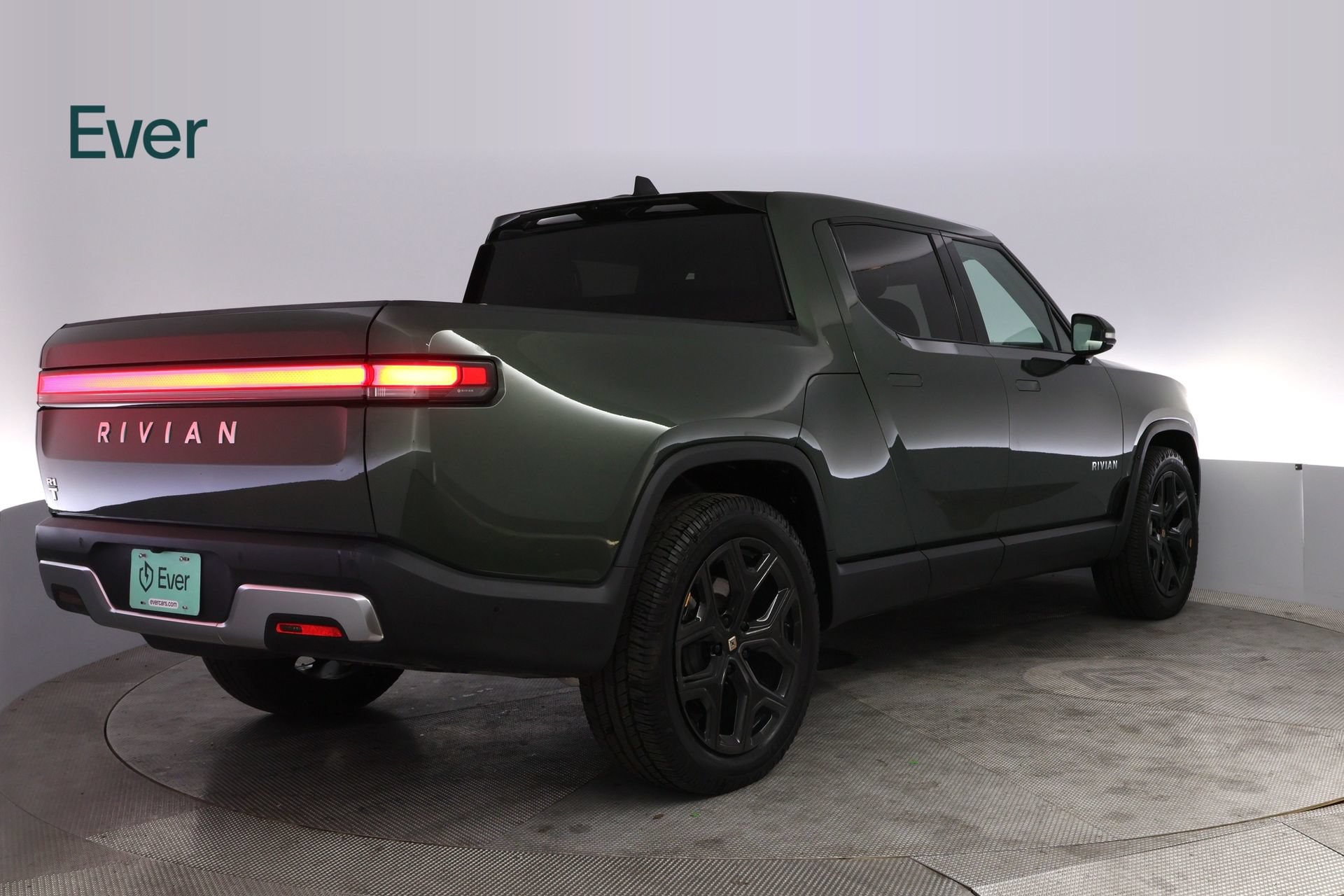 Used 2023 Rivian R1T Adventure AWD/4WD image 3