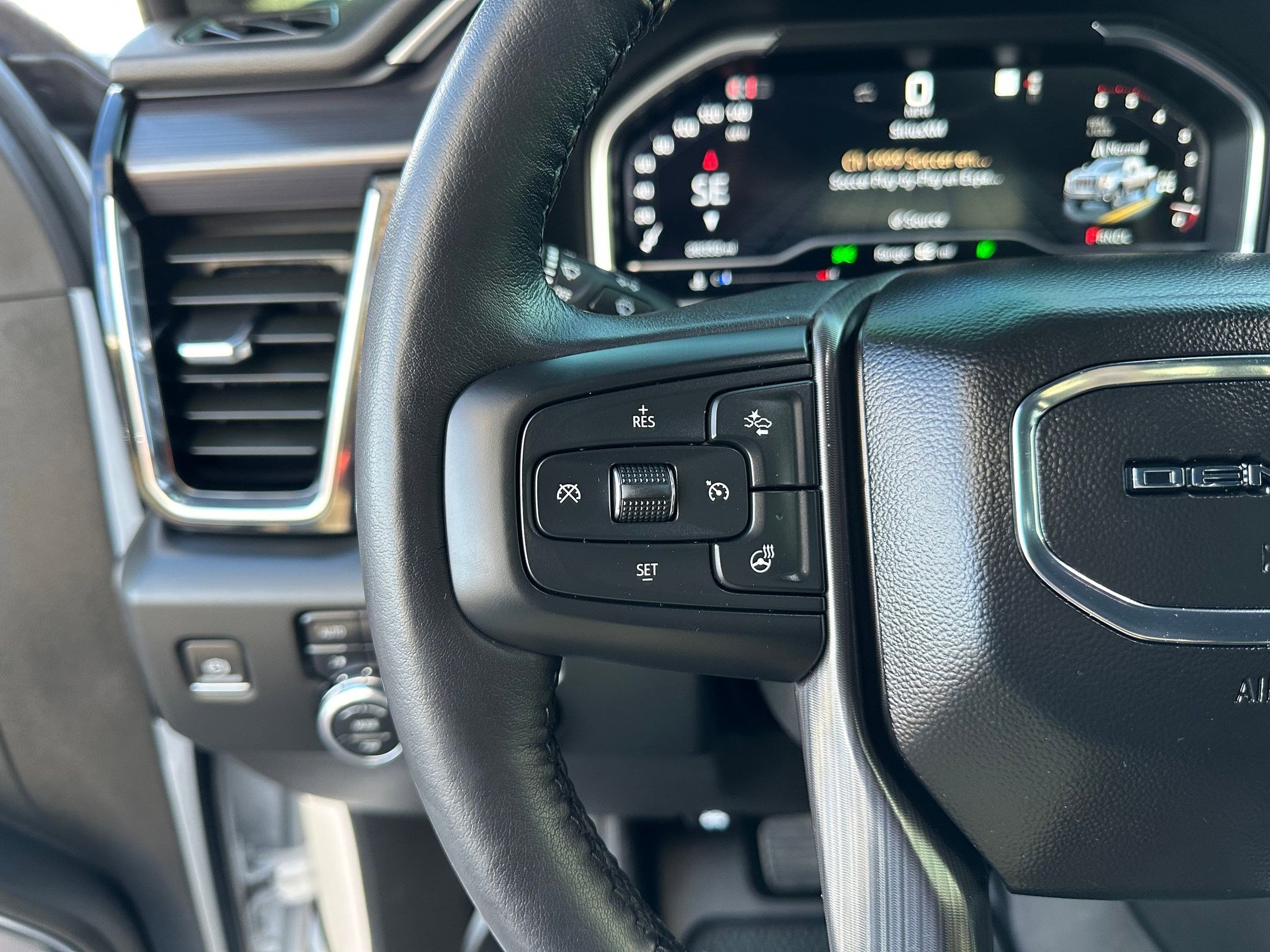 Used 2024 GMC Sierra 2500 Denali Ultimate w/ Max Trailering Package image 14