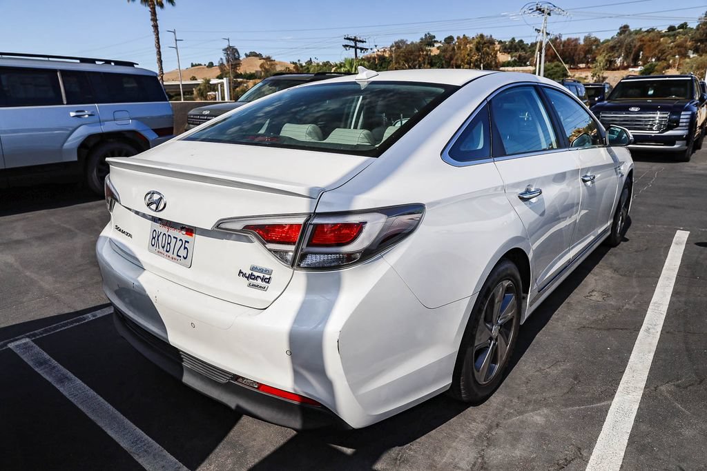 Used 2017 Hyundai Sonata Limited FWD image 7