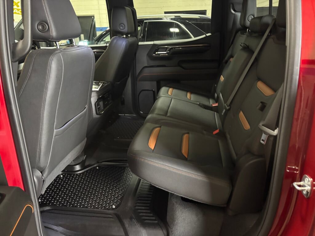 Used 2024 GMC Sierra 1500 AT4 w/ Technology Package image 16