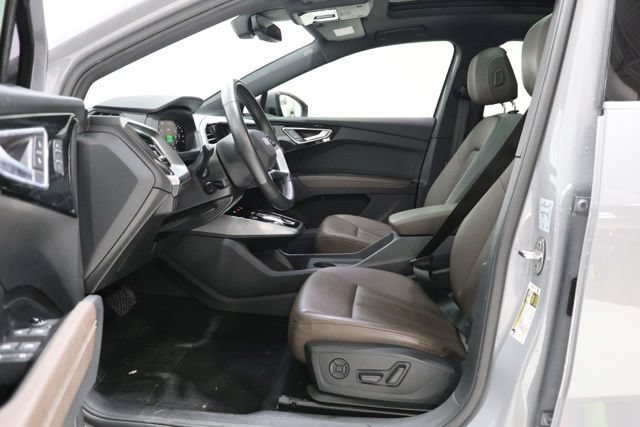 Used 2022 Audi Q4 e-tron Premium AWD/4WD image 15