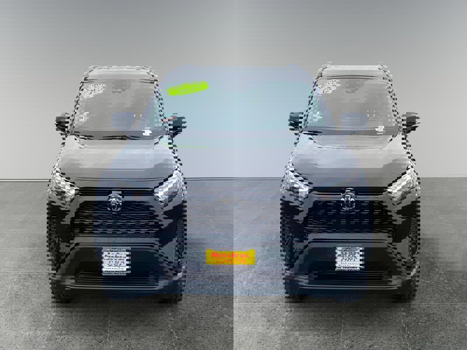 Used 2025 Toyota RAV4 XLE image 8