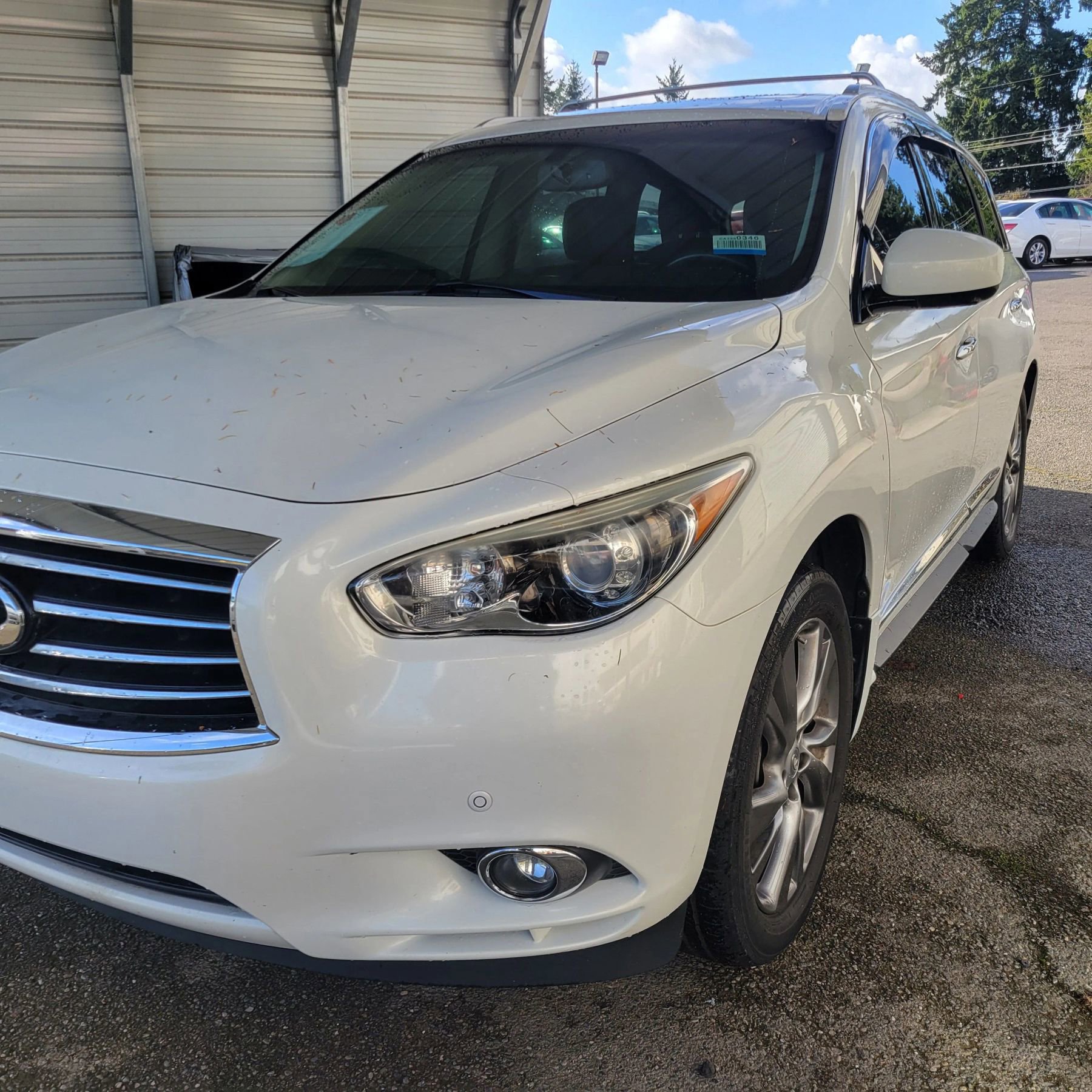 Used 2013 INFINITI JX35 AWD w/ Premium Pkg