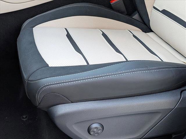 New 2026 Mercedes-Benz GLE 53 AMG 4MATIC Coupe image 4