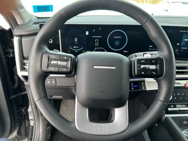 Certified 2025 Hyundai Santa Fe Limited image 13