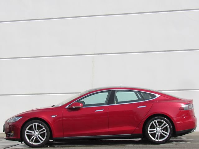Used 2015 Tesla Model S 85D AWD/4WD image 4