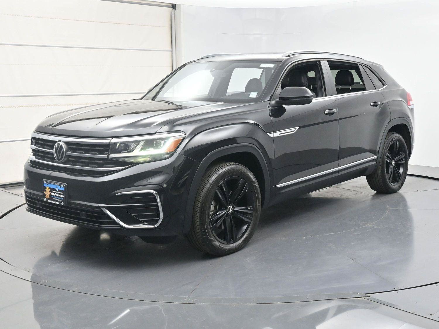 Used 2021 Volkswagen Atlas Cross Sport SE w/ Panoramic Sunroof Package