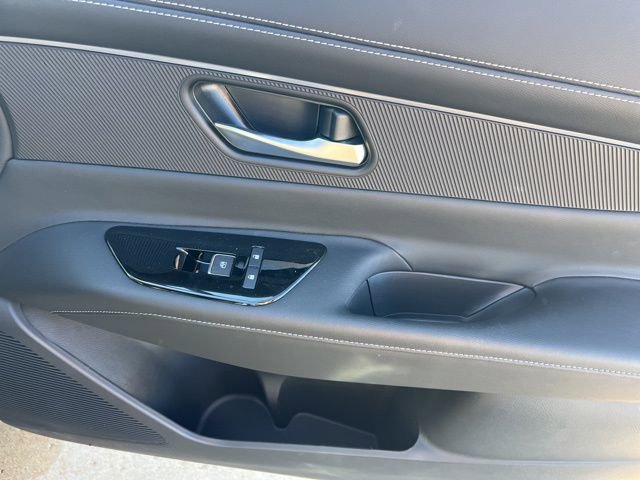 Used 2025 Nissan Murano SV image 29