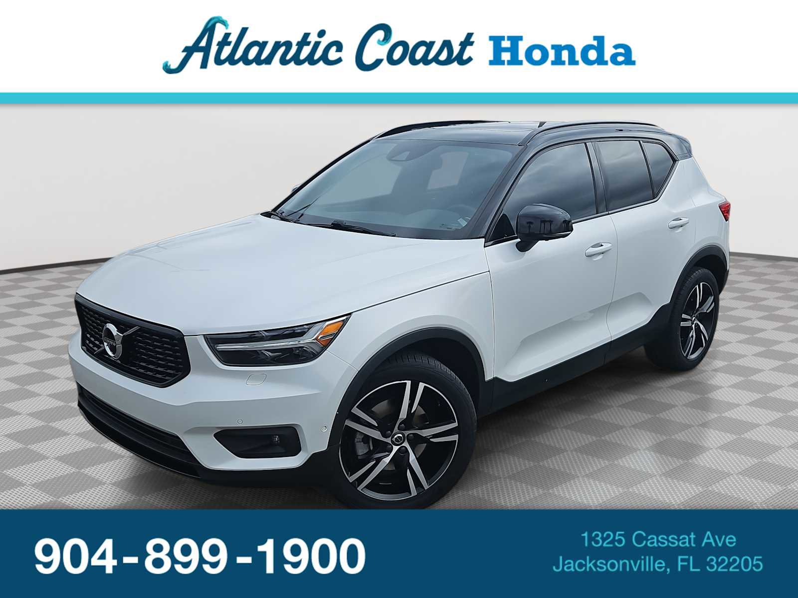 Used 2020 Volvo XC40 T5 R-Design
