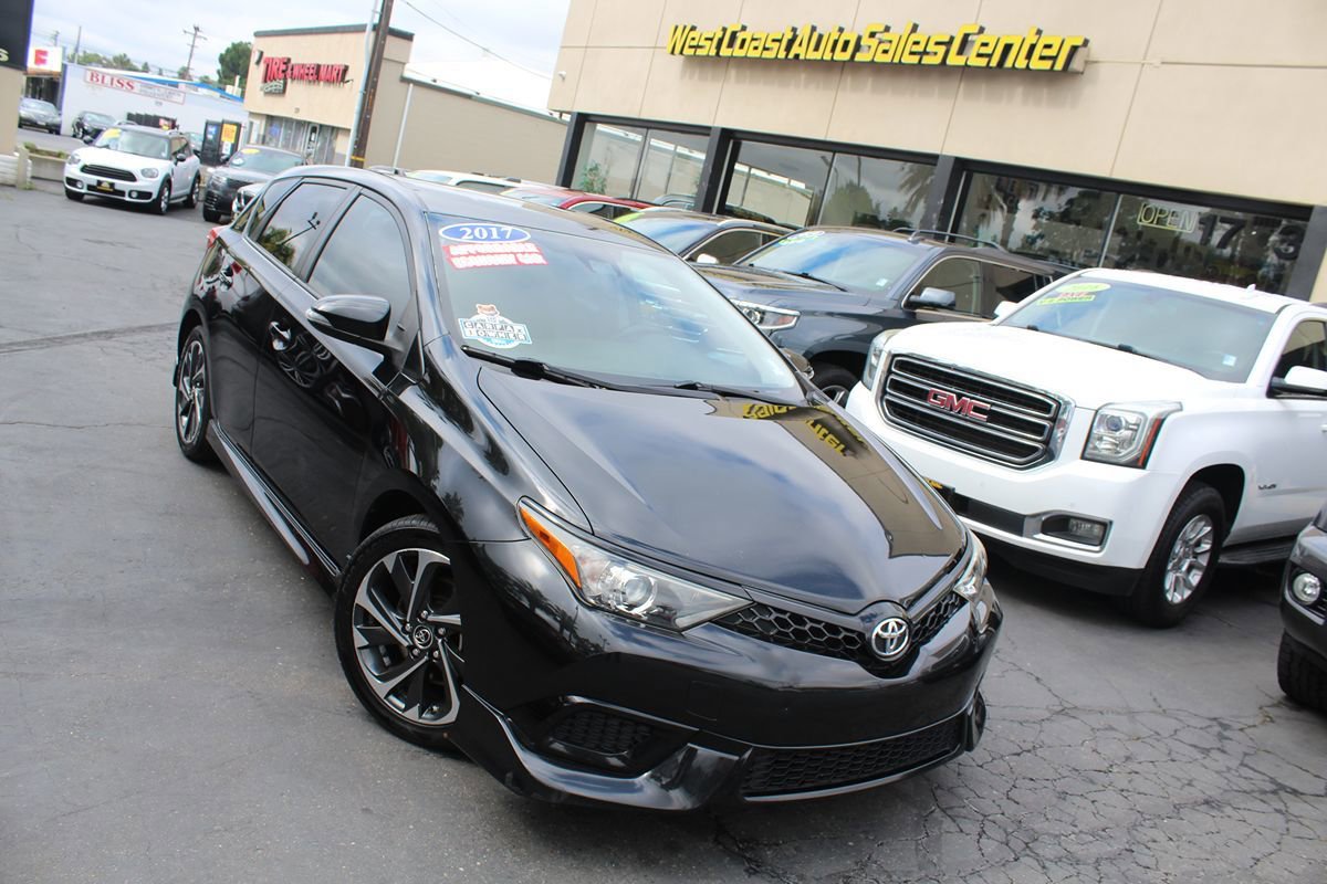 Used 2017 Toyota Corolla iM w/ Carpet Mat Package FWD image 31