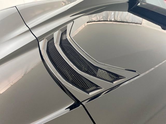 Used 2021 Chevrolet Corvette Stingray Premium Conv w/ Z51 Performance Package RWD image 16
