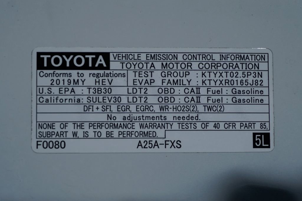 Used 2019 Toyota RAV4 XLE w/ Convenience Package image 13