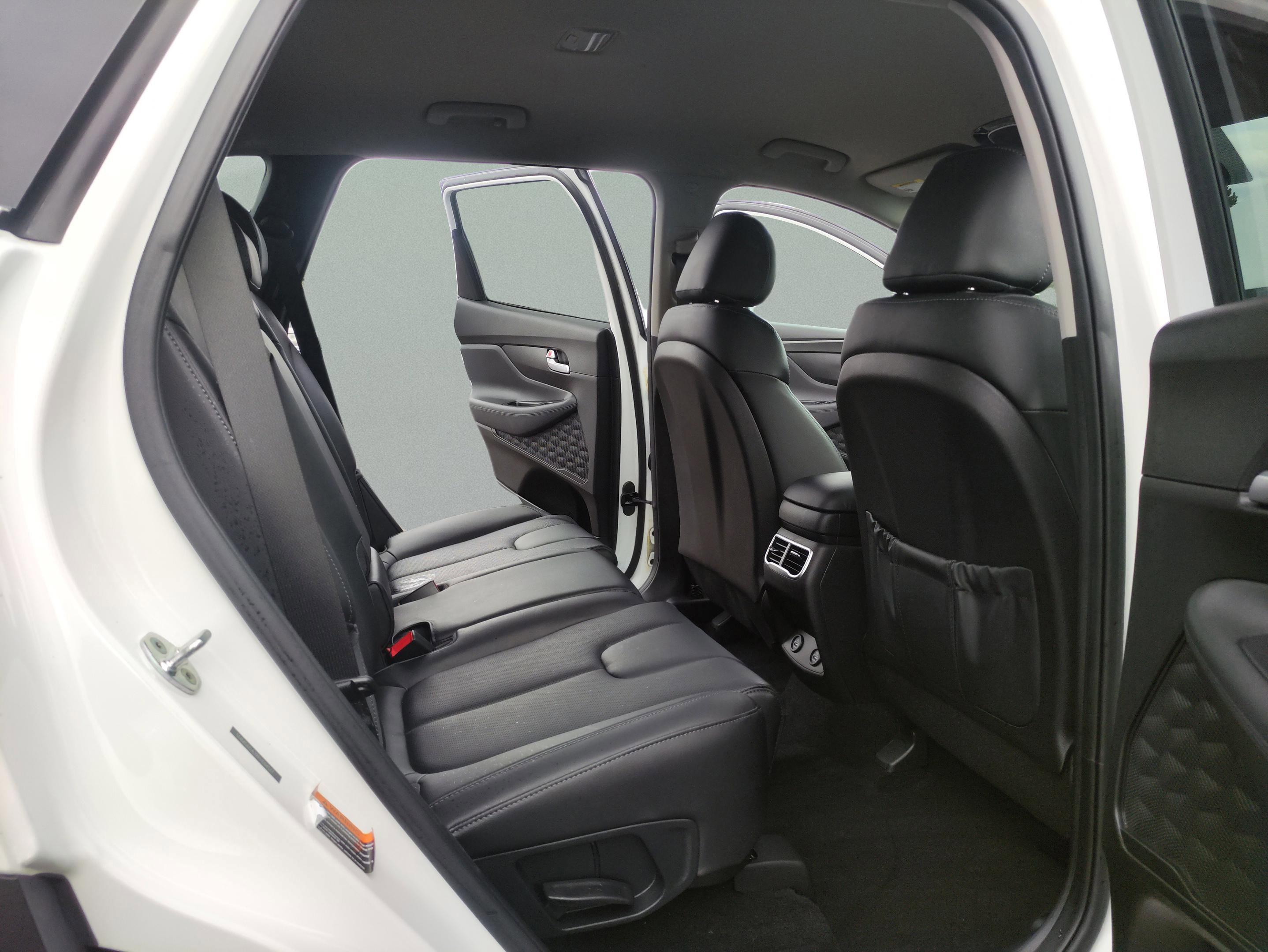 Used 2023 Hyundai Santa Fe XRT image 15