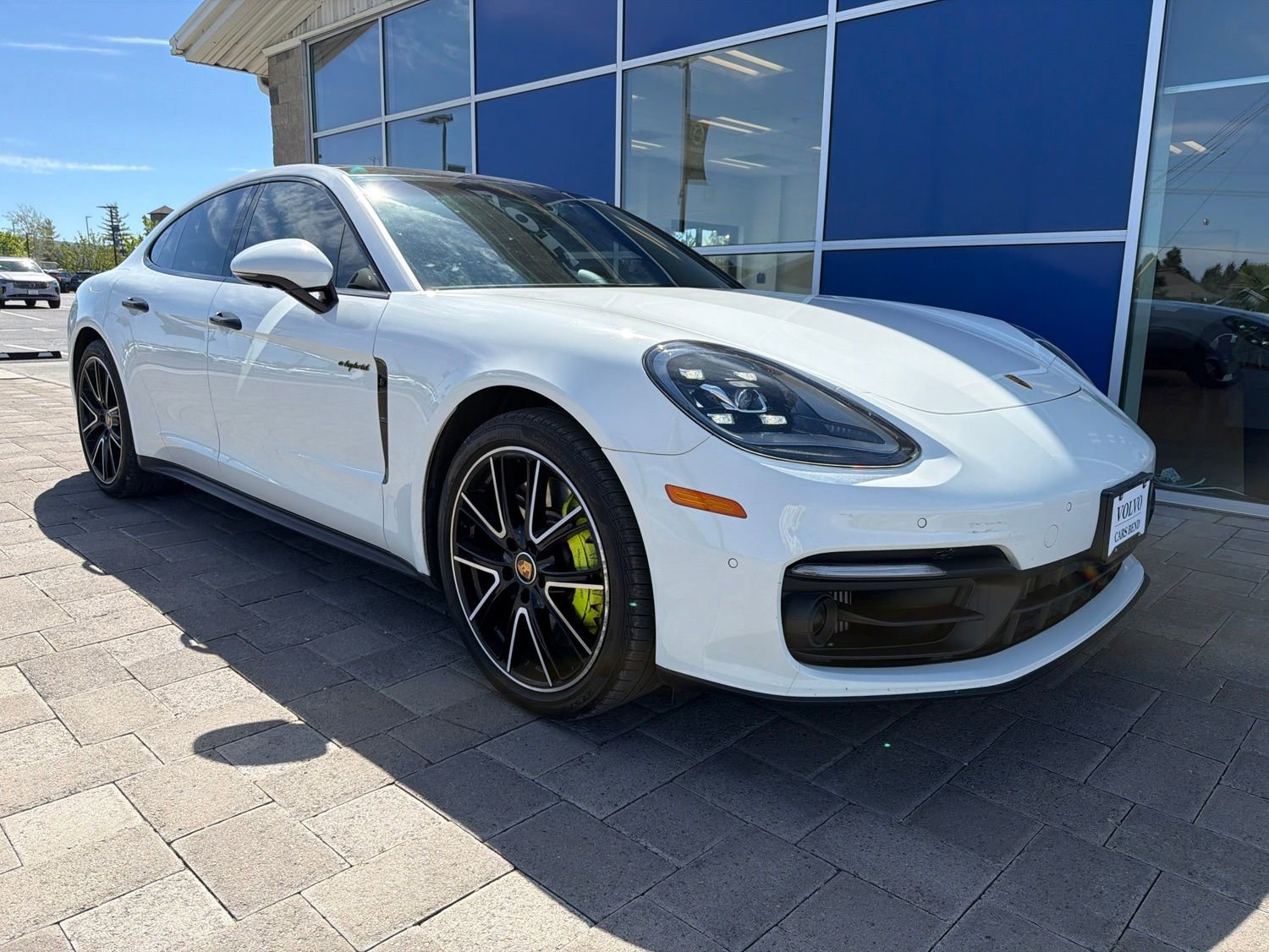 Used 2022 Porsche Panamera 4S AWD/4WD image 2