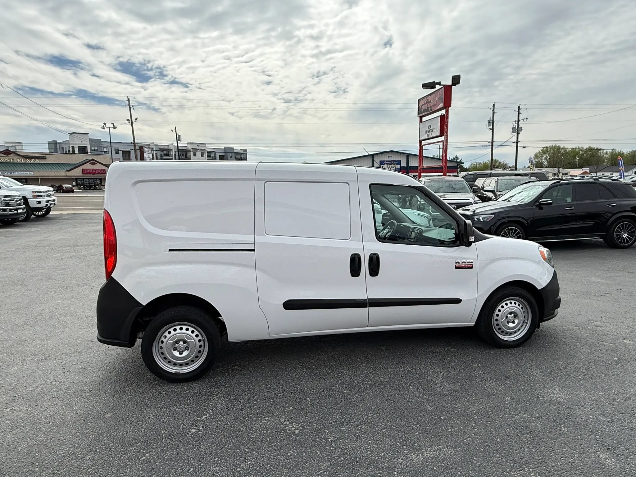 Used 2020 RAM ProMaster City Tradesman FWD image 6